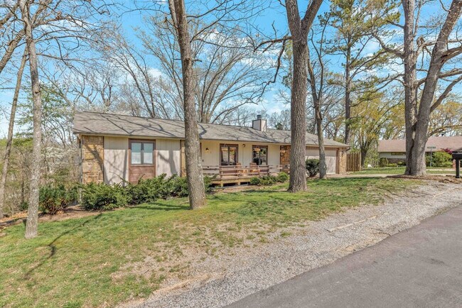 Building Photo - 2 Felton Ln