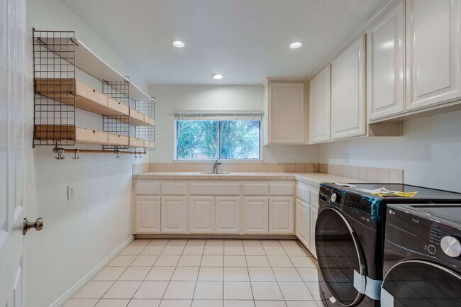 Building Photo - Dana Point Dream: Renovated 3-Bedroom with...