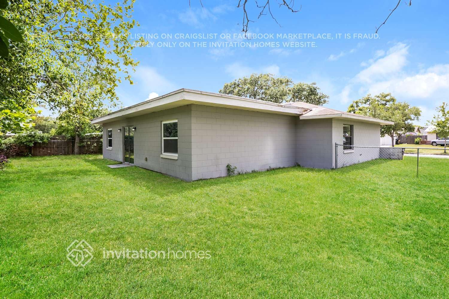 Building Photo - 3807 Spoonbill Ave
