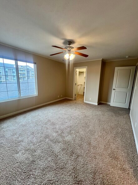 Building Photo - 1211 Turtle Creek Rd