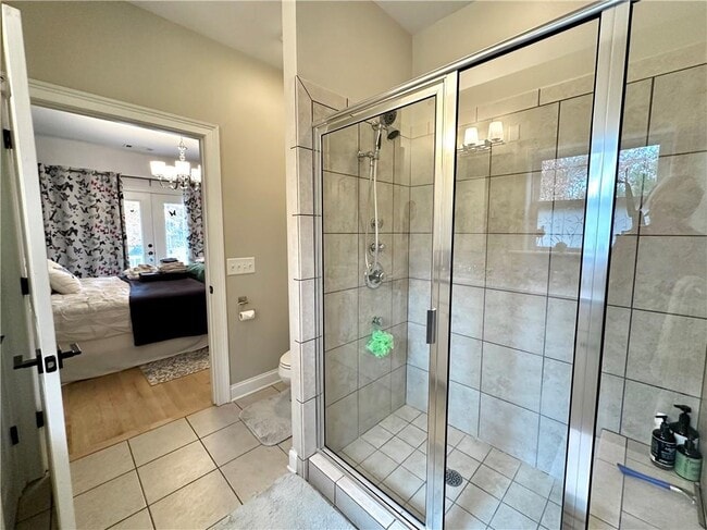 Building Photo - 3232 Brookview Rd