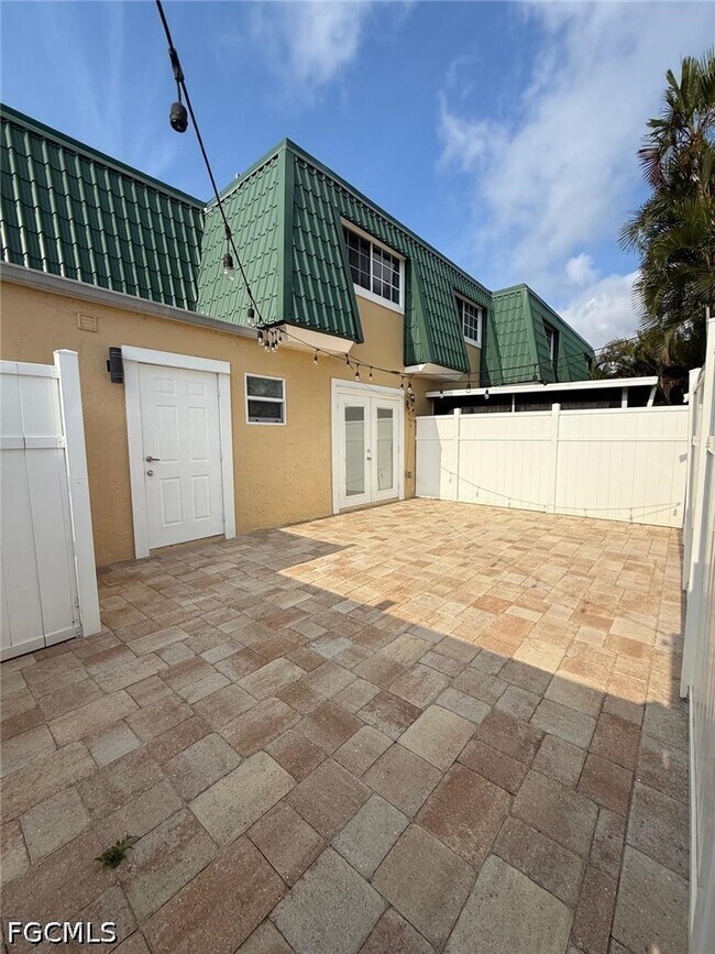 Building Photo - 4797 Albacore Ln