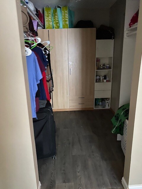 Building Photo - 925 30th Ave S