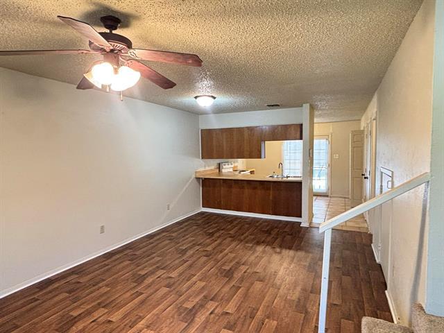 Building Photo - 5628 Hearthwood Ct