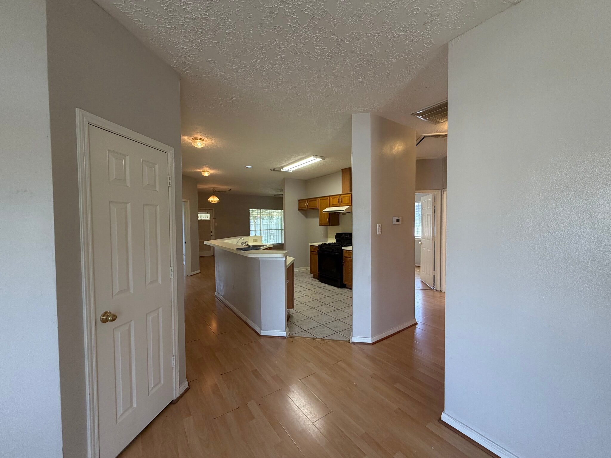 Building Photo - 13403 Agarita Ln