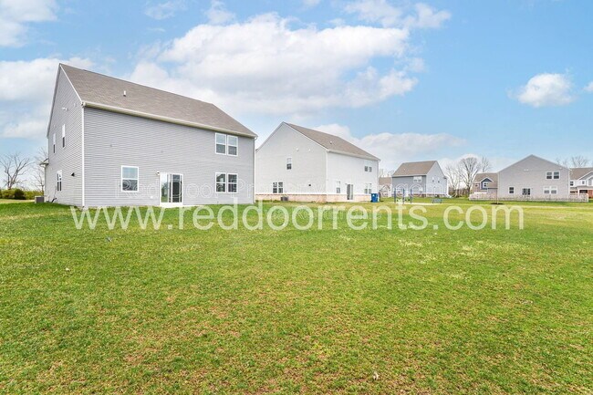 Building Photo - 7356 Parkstay Ln