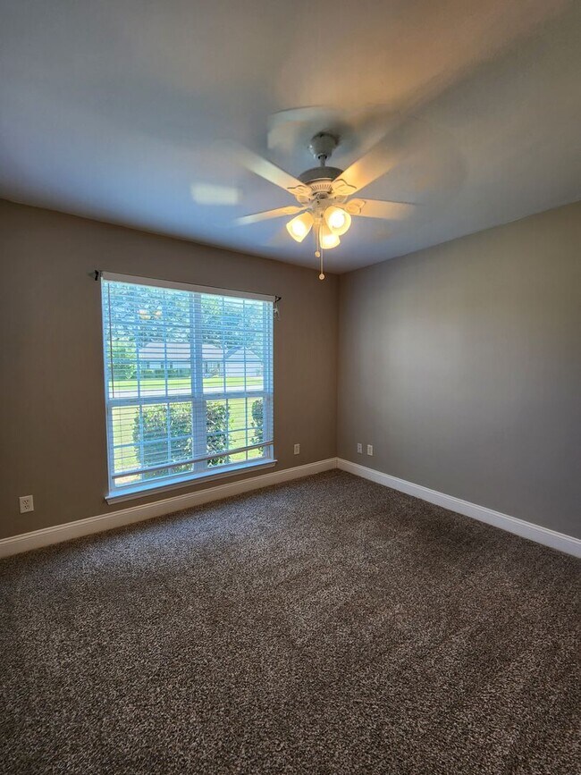 Building Photo - Spacious & Modern Ray City Retreat with Large Lot & Privacy!