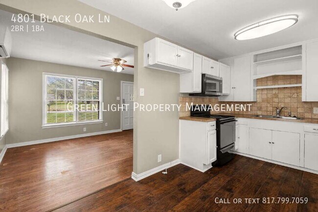 Building Photo - 4801 Black Oak Ln