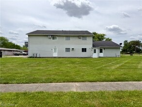 Building Photo - 229 Brunswick Dr