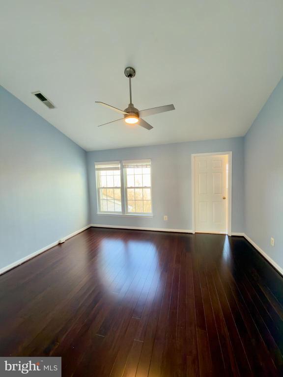 Building Photo - 15044 Danehurst Cir