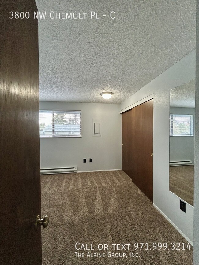 Building Photo - 3800 NW Chemult Pl