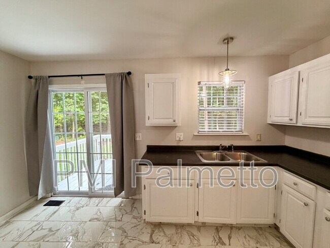Building Photo - 152 Chatham Cir
