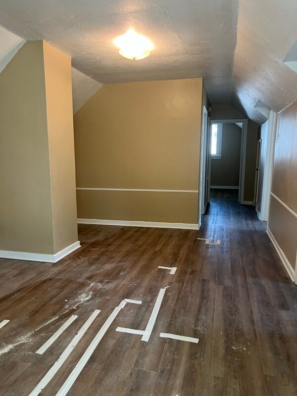 Building Photo - 1502 3rd Ave NW