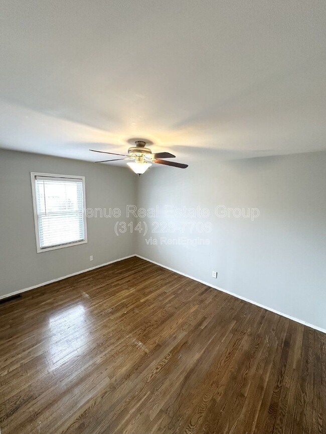 Building Photo - 12154 Parkwood Pl