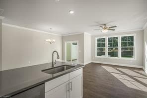 Building Photo - 1694 Hallview Ct