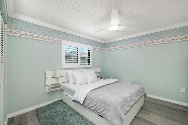 Building Photo - 4814 Country Oaks Blvd