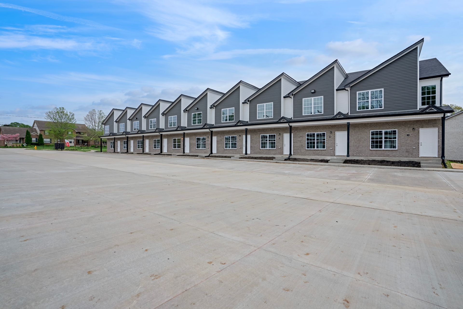 Building Photo - Excell Pointe 3 Bedroom Townhomes