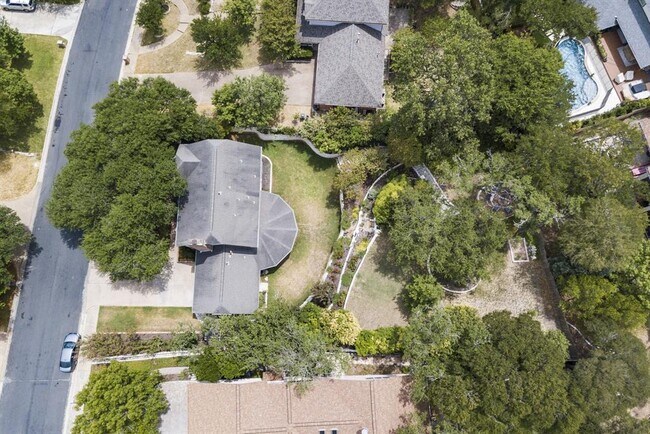 Building Photo - 1702 Crested Butte Dr