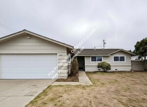 Building Photo - Single Story Home in Tanglewood with Easy ...
