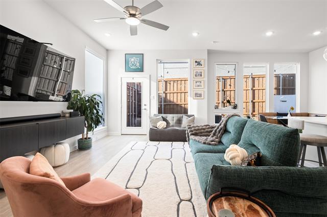 Building Photo - 114 Enclave Wy