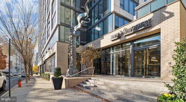 Building Photo - 450 N 18th St