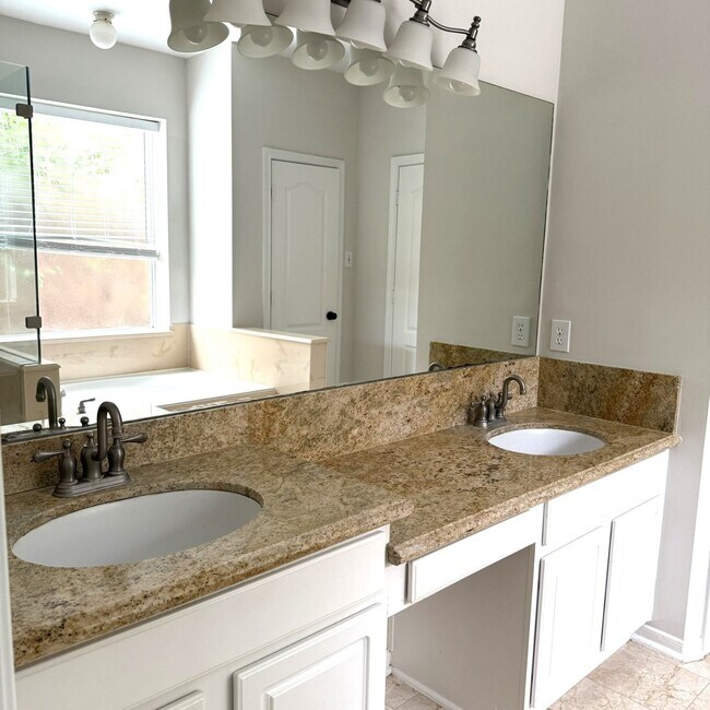 Building Photo - 2203 Blossom Creek Trail