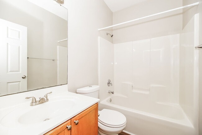Building Photo - 11430 Northwoods Forest Dr