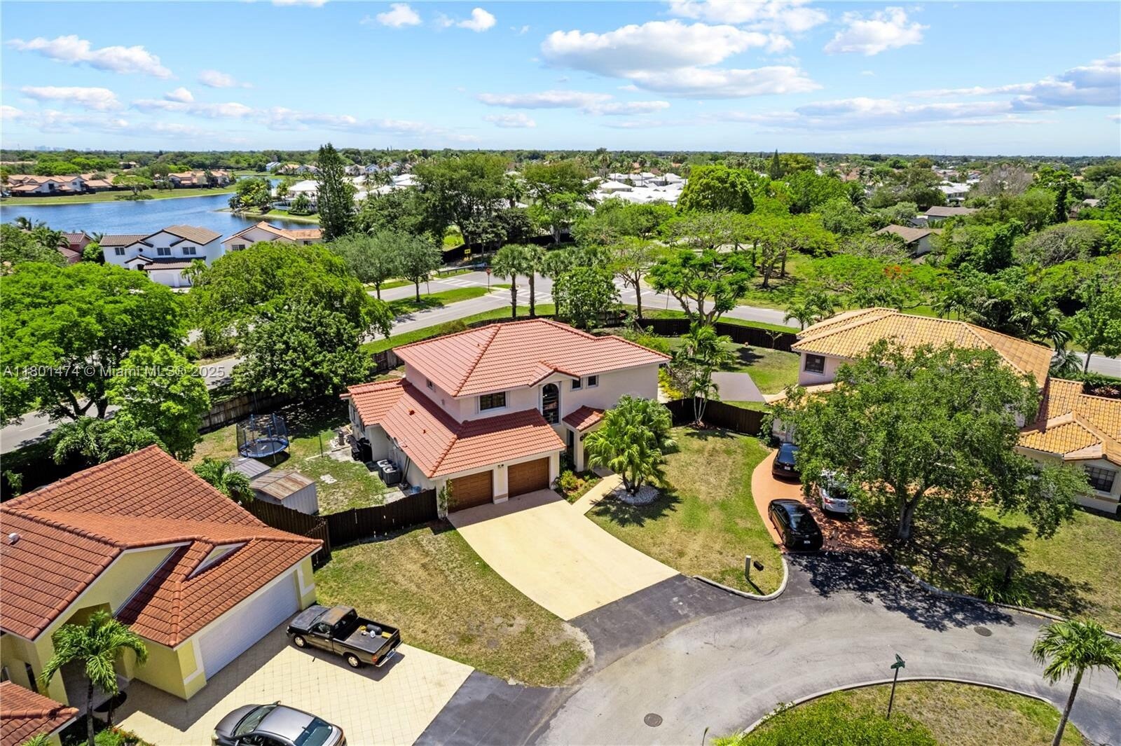 Building Photo - 4671 SW 155th Pl