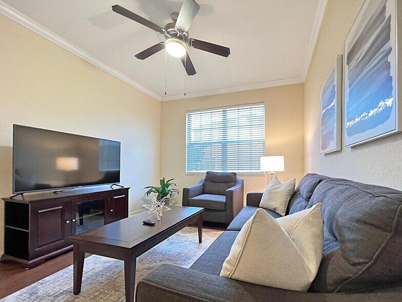 Building Photo - 9533 Magnolia Blossom Dr