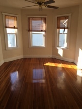 Building Photo - 31 Harold St