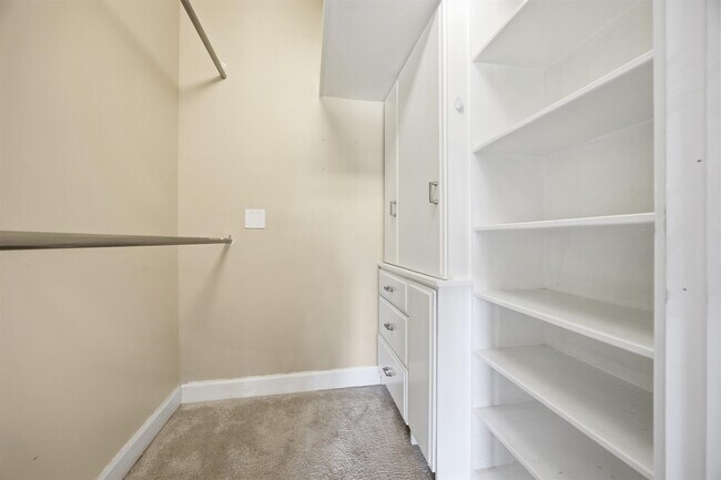 Building Photo - 4647 Wild Iris Dr