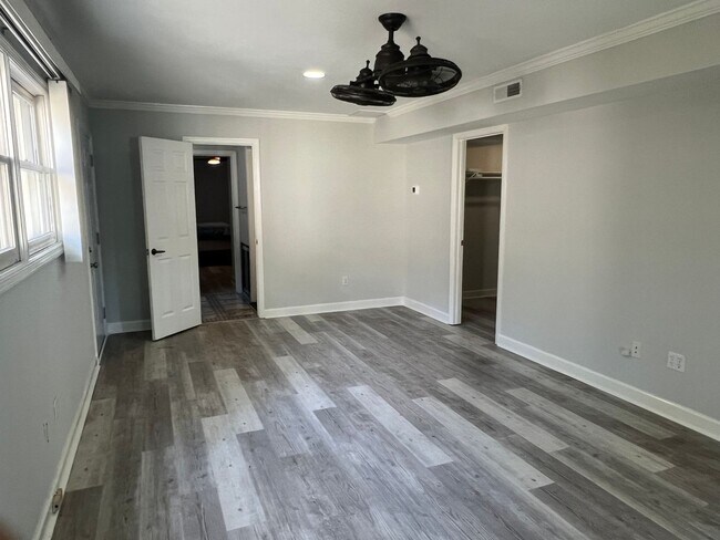 Building Photo - Spacious Updated Home in Windmill Harbour!