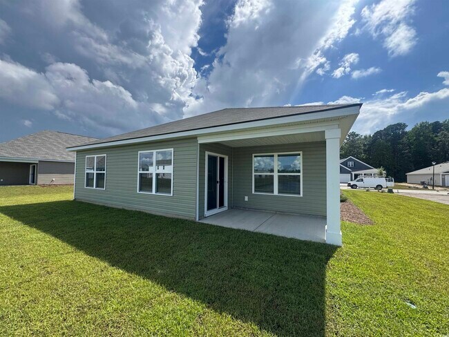 Building Photo - 403 Acosta Cir