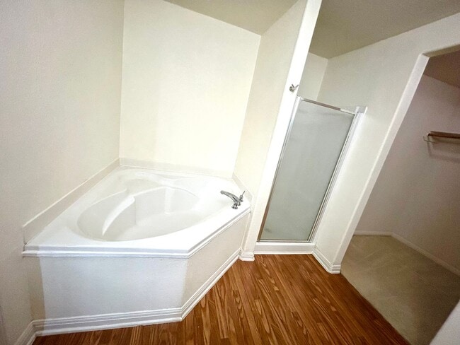Building Photo - Bright & Beautiful Two-Story Home in Canyon Crossing with Fenced Backyard!