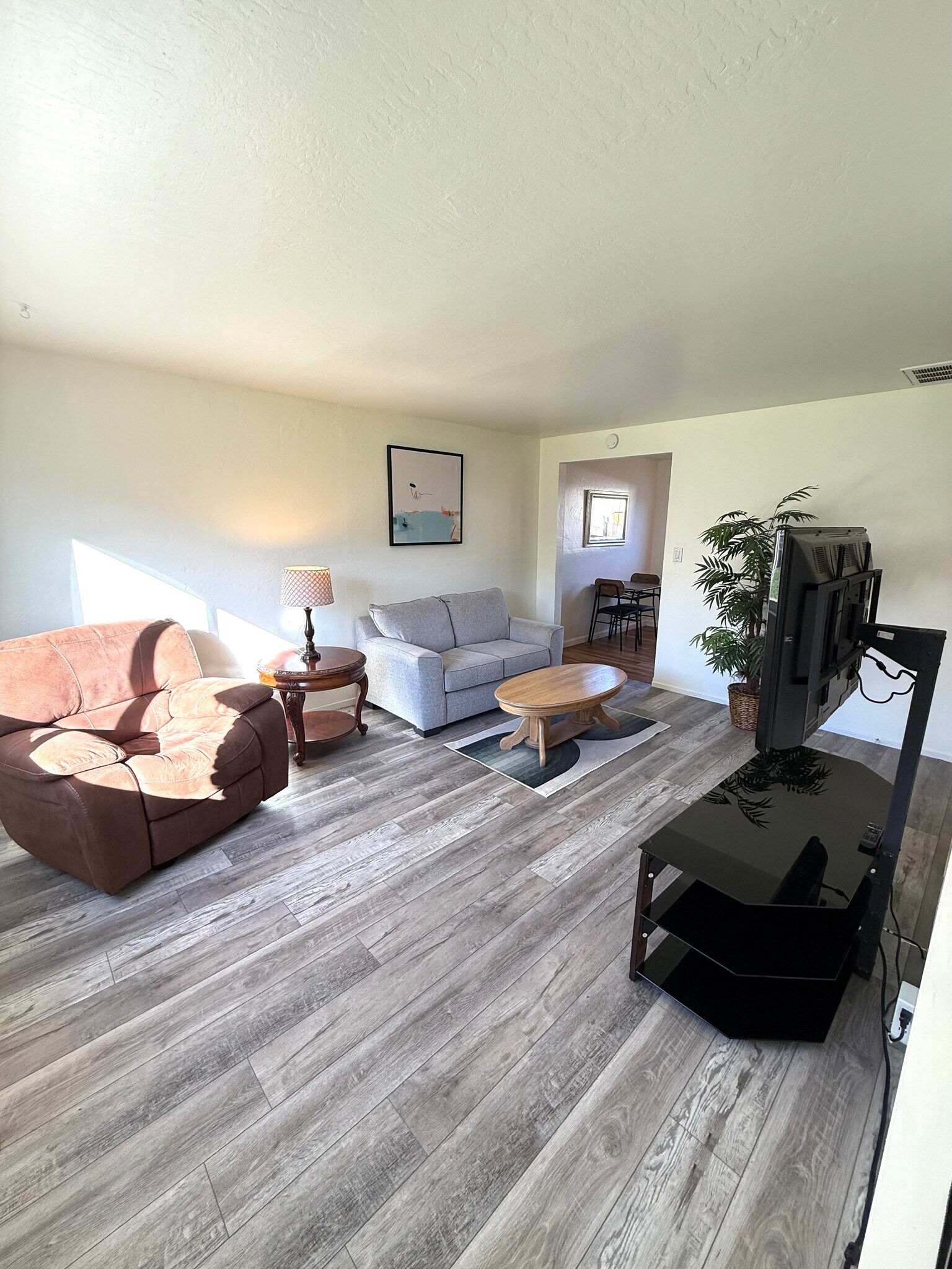 Building Photo - 1120 S Curry St