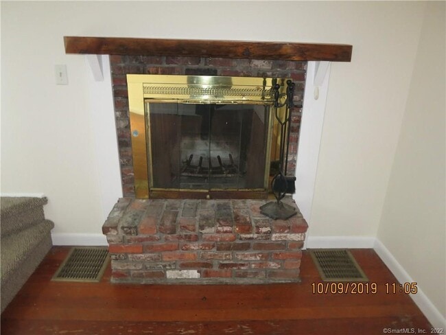 Building Photo - 22 Garnet Park Rd