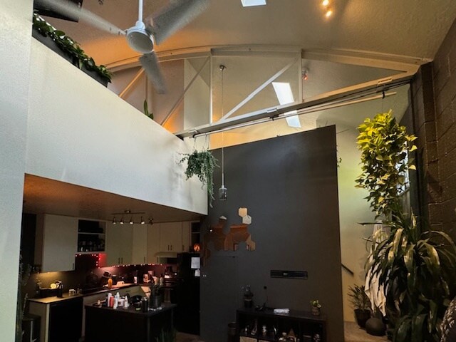 Building Photo - 440 W 900 S