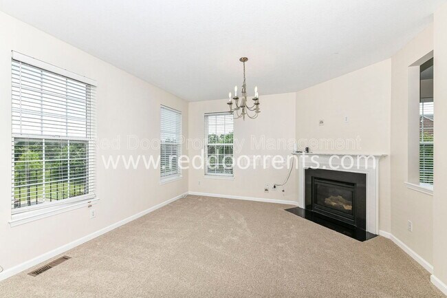 Building Photo - 13340 W Golden Gate Dr
