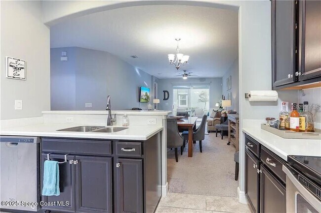 Building Photo - 7804 Loren Cove Dr