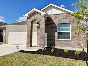Building Photo - 3204 Ancira Pl