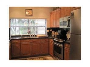 Building Photo - 6115 Via Laguna Ln