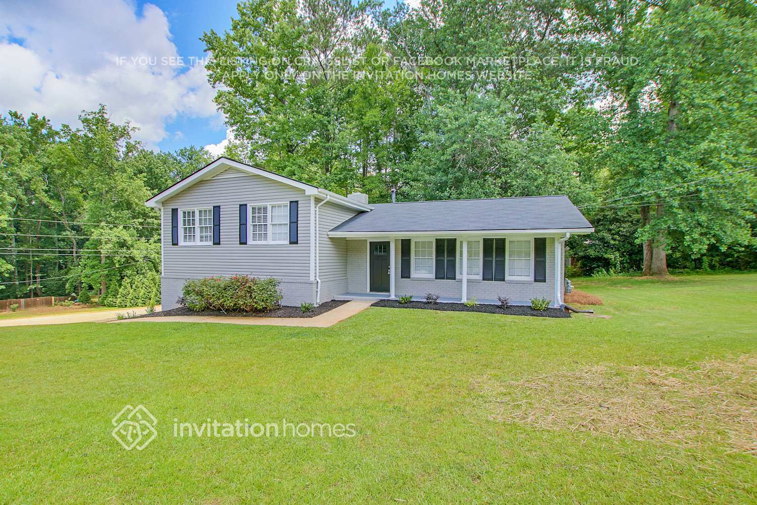 Building Photo - 3811 Sherwood Dr