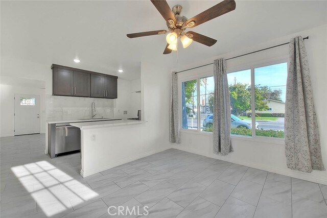 Building Photo - 8585 Lampson Ave
