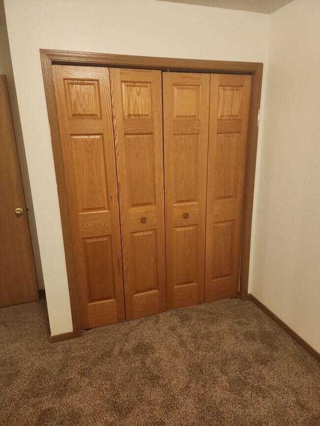 Building Photo - 3 Bedroom 1 Bath Apartments in Montgomery