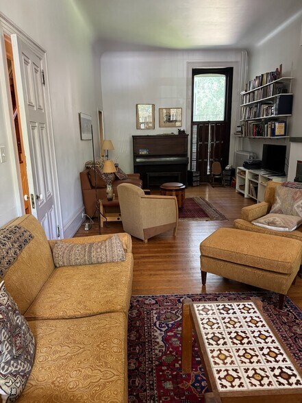 Building Photo - 3605 Hamilton St