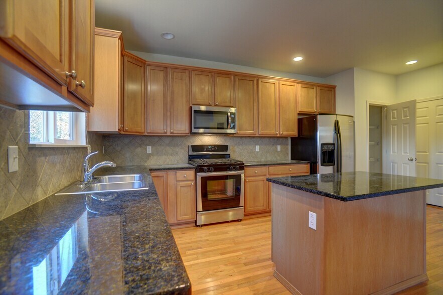 Building Photo - 20315 122nd Pl NE