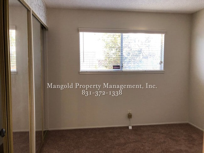 Building Photo - Spacious 3-Bed 2-Bath Home in South Salina...