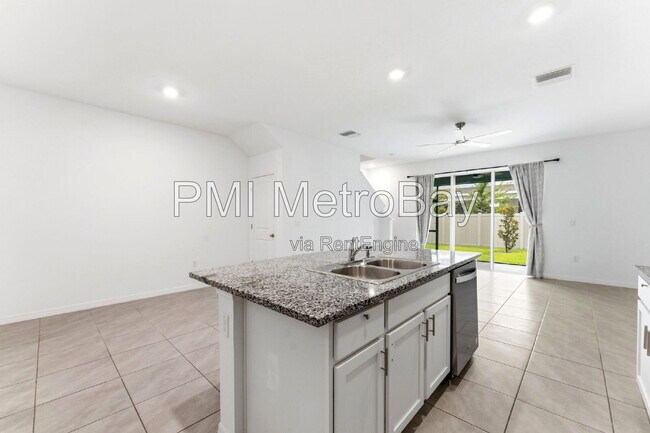 Building Photo - 16632 Grotto Steam Pl