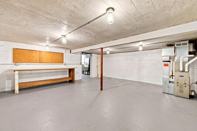 Building Photo - 5300 Logan Ave S
