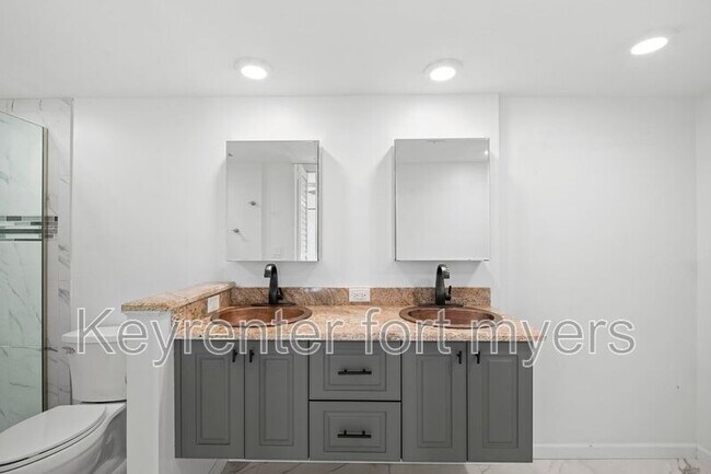 Building Photo - 15456 Admiralty Cir